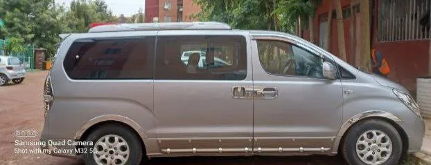 Hyundai Starex 2012 Automatic – photo 5
