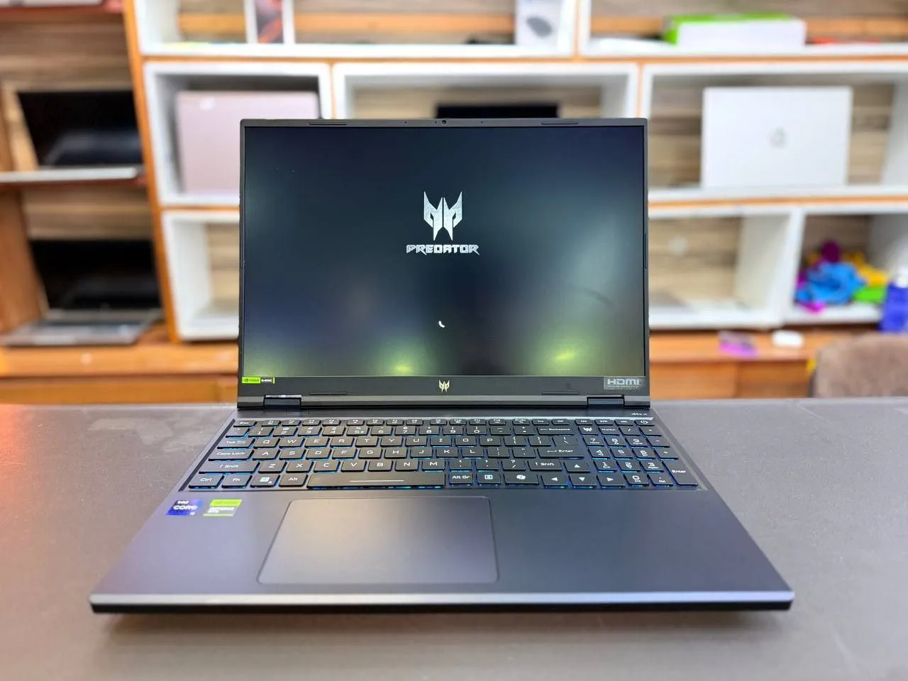 Acer Predator PHN16 Gaming Laptop – photo 4