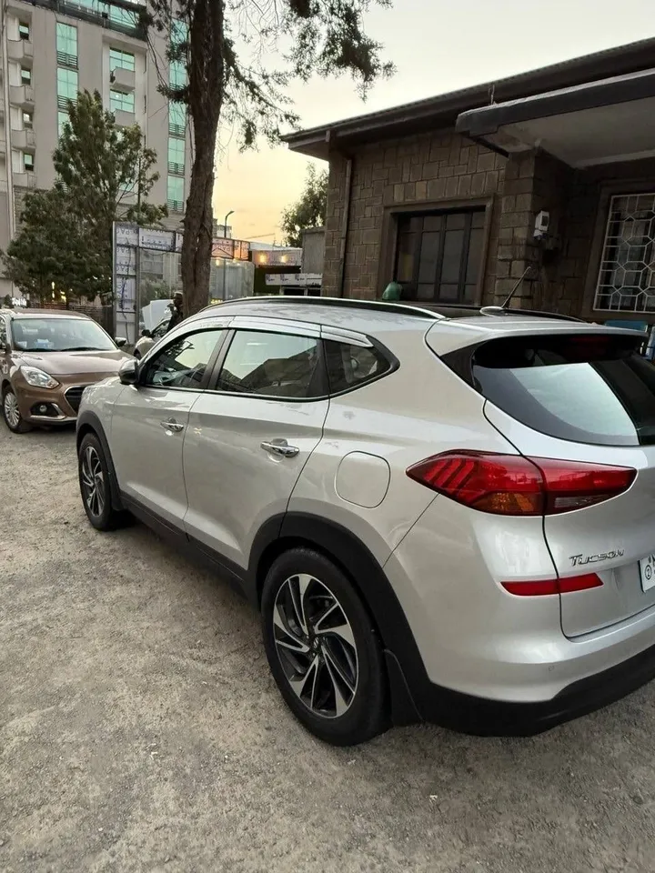 Hyundai Tucson 2020 Automatic Full-Option – photo 3