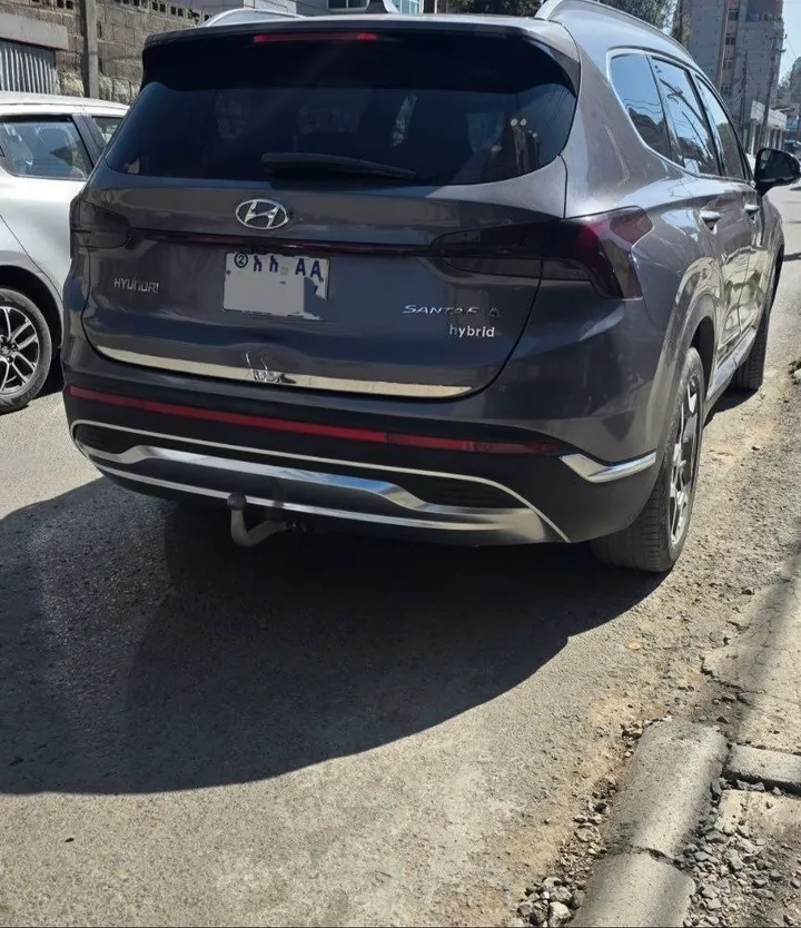 Hyundai Santa Fe 2022 Hybrid 7-Seater – photo 5