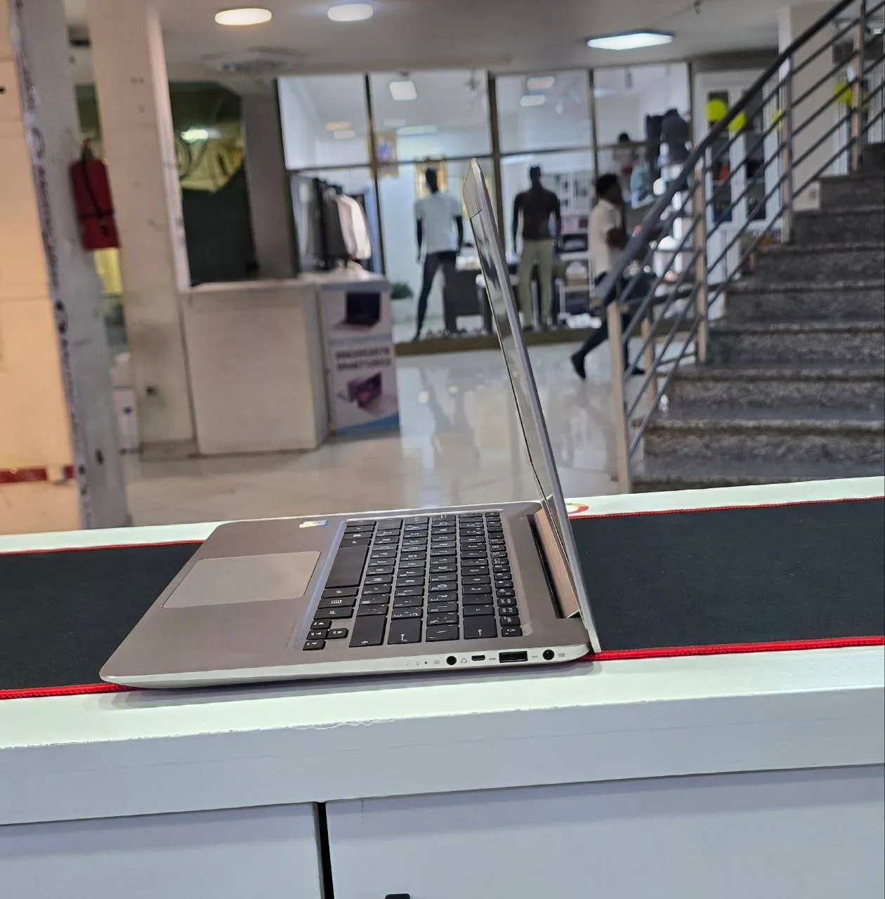 ASUS Business Laptop i5 8GB 256GB – photo 3