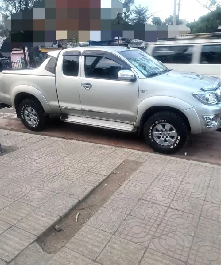 Toyota Hilux King Cab D4D – photo 5