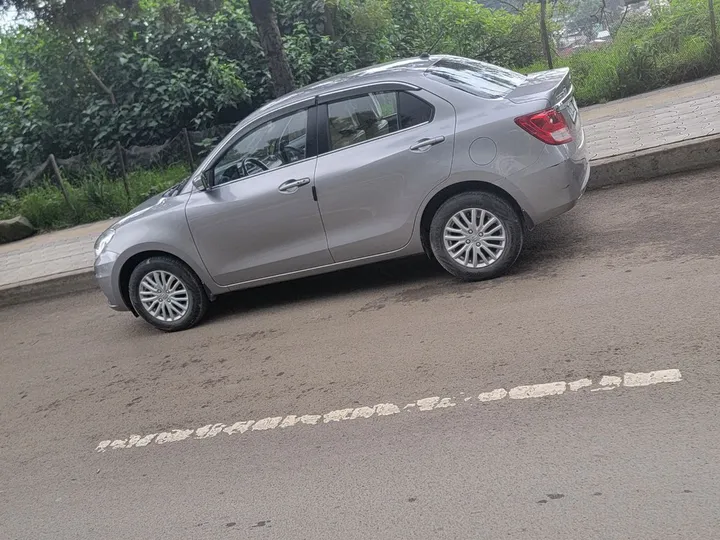 Suzuki Dzire 2022 Automatic – photo 3