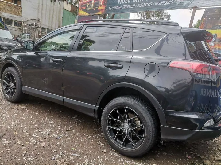 Toyota RAV4 2015 Automatic – photo 3