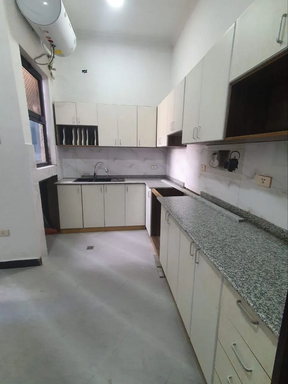 Villa House for Sale in Ayat – photo 3