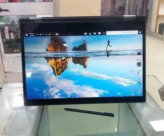 Lenovo ThinkPad Yoga X390 i7 Touch – photo 3