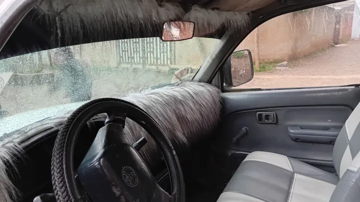 Toyota Hilux 2001 Diesel 4WD Pickup – photo 5