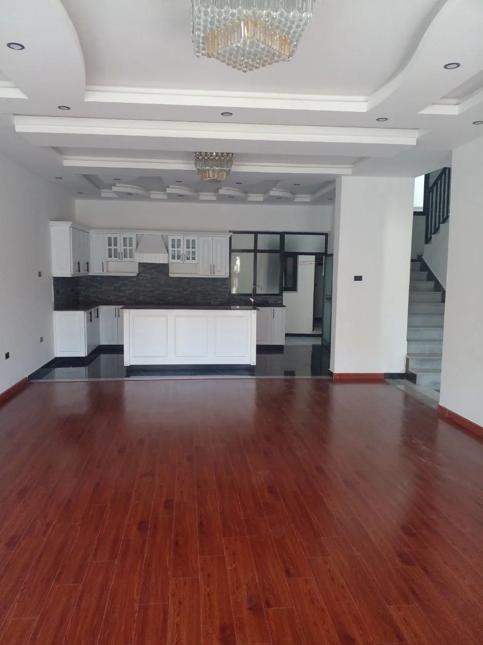 250 sqm House in Ayat Compound – photo 7