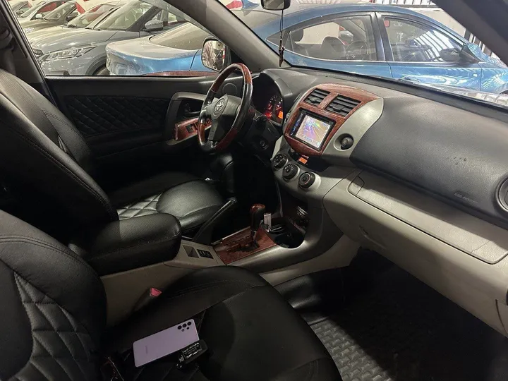 Toyota Rav4 2003 Automatic Full Option – photo 7