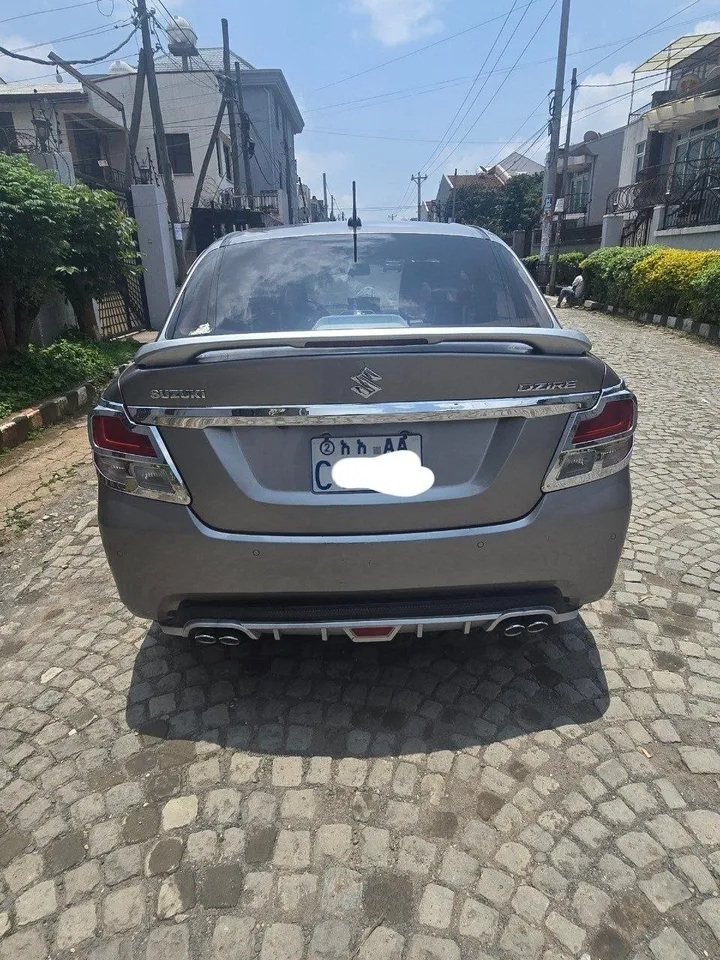 Suzuki Dzire 2022 Automatic – photo 5