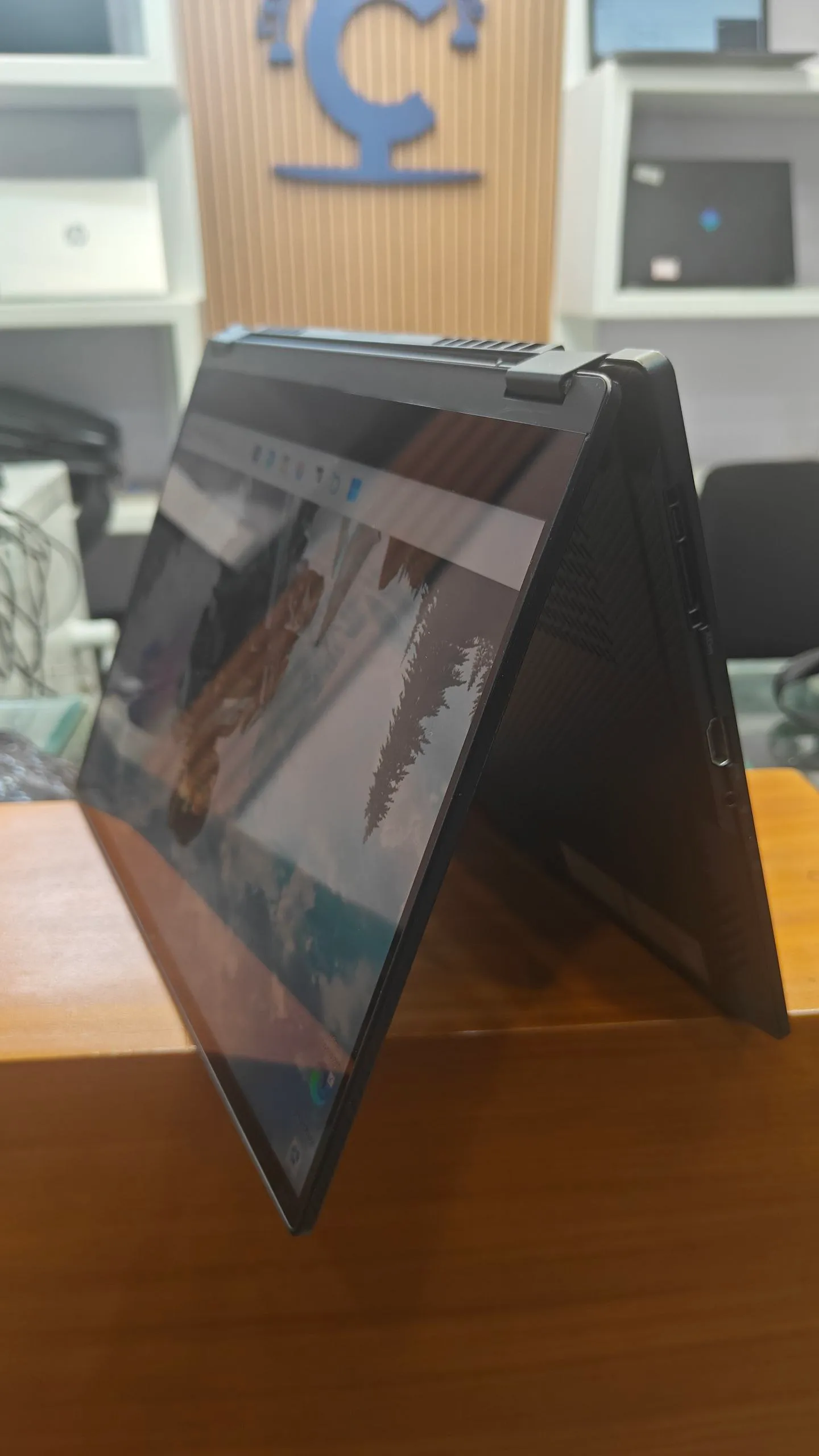 Asus ROG Flow Ryzen 9 Gaming Laptop – photo 5