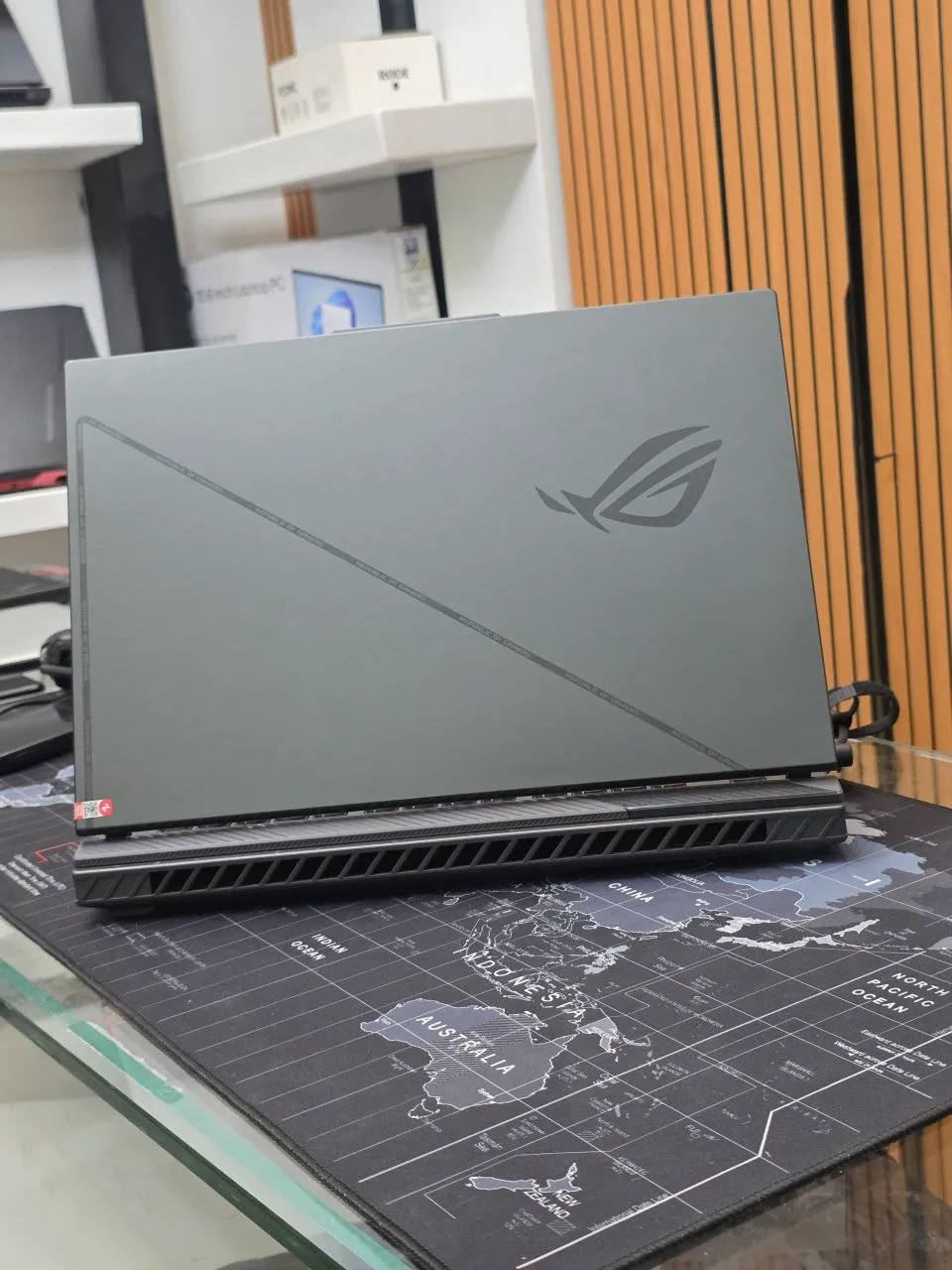 ASUS ROG Strix i9 RTX 4060 Gaming Laptop – photo 3