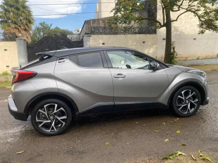 Toyota CHR 2018 Full Option – photo 5