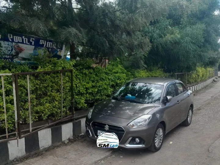 Suzuki Dzire 2022 Automatic – photo 5