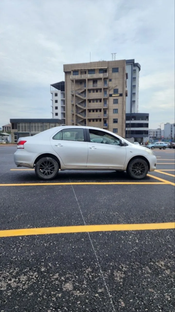 Toyota Yaris Belta 2007 Automatic – photo 6
