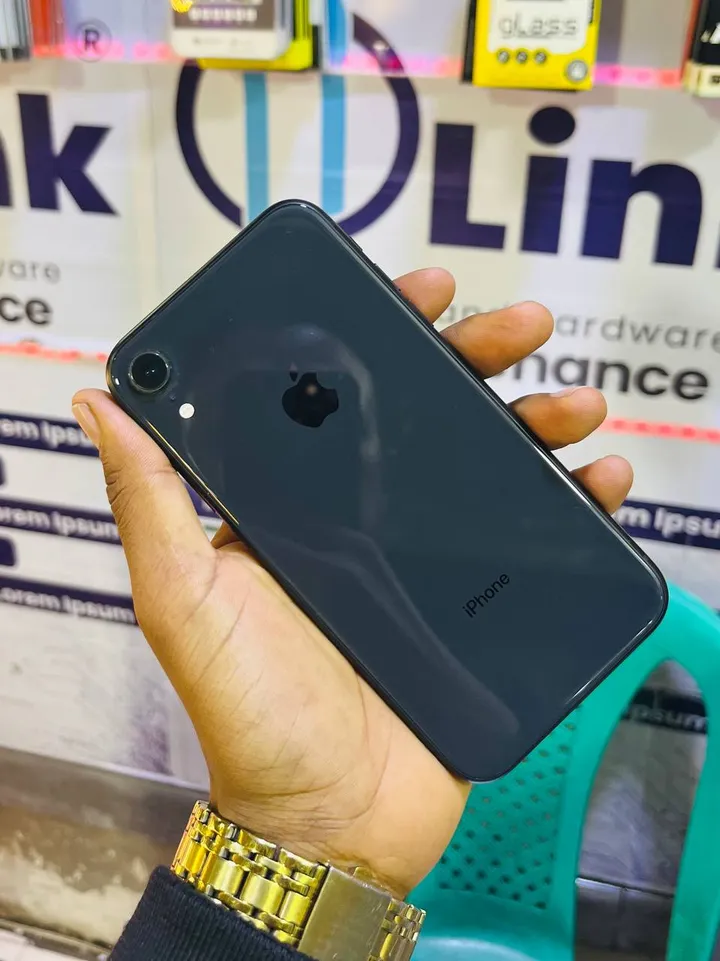 Apple iPhone XR 64GB – photo 3