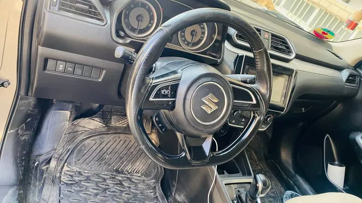 Suzuki Dzire 2022 Automatic – photo 6