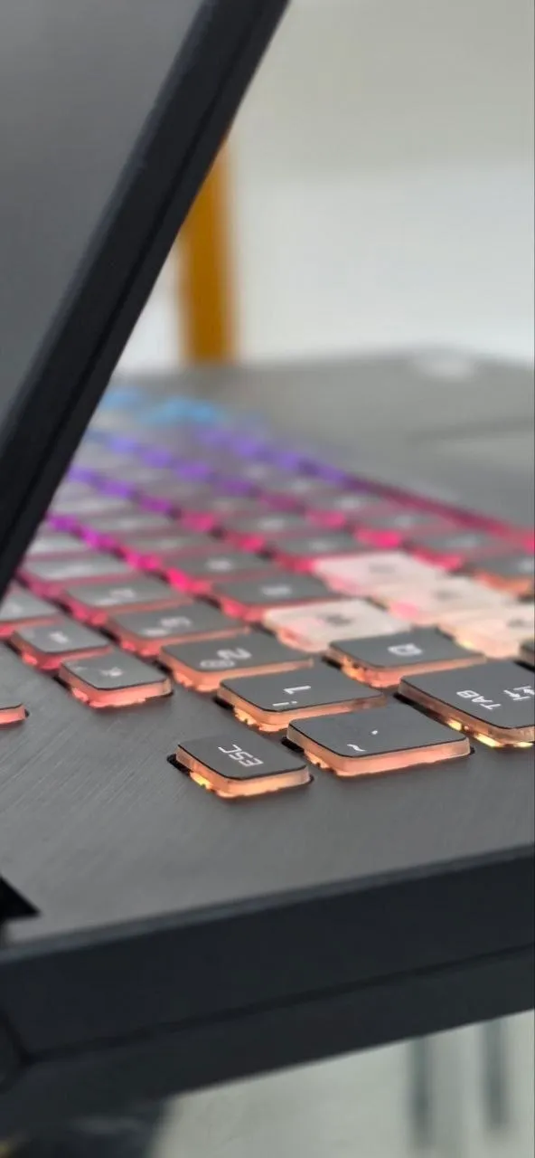 Asus ROG Strix i7 RTX 2060 Laptop – photo 3