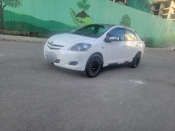 2010 Toyota Yaris Belta – photo 6