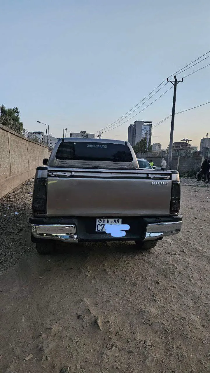 Toyota Hilux Double Cab 2010 – photo 5