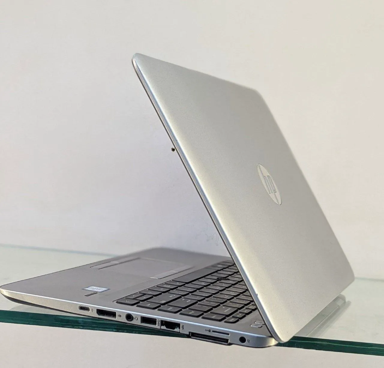 HP EliteBook 840 G4 Touchscreen – photo 3