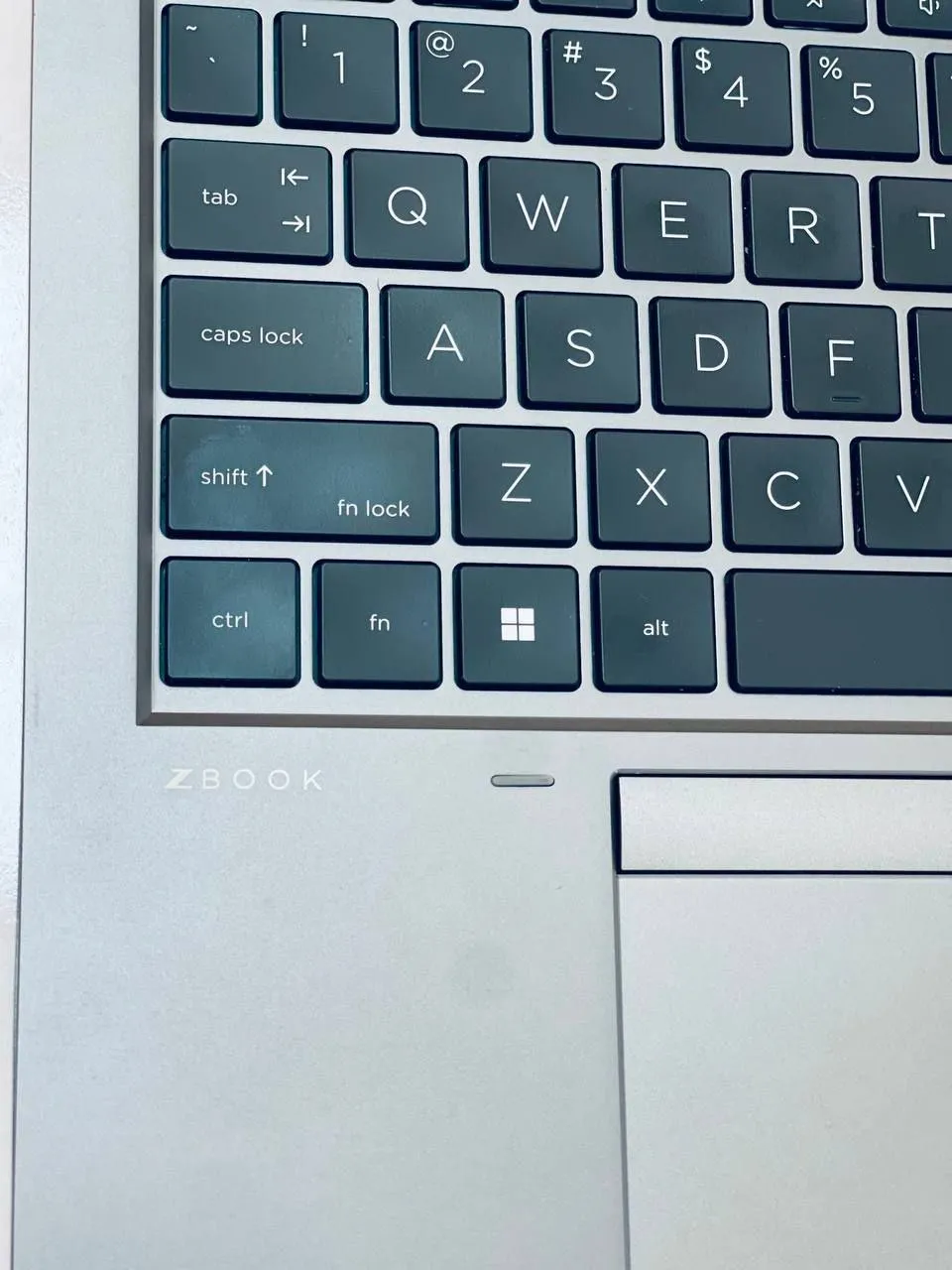 HP ZBook i7 16GB 512GB Laptop – photo 5