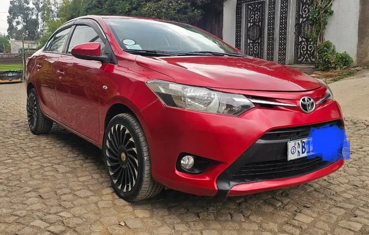 Toyota Yaris Sedan 2014 – photo 4