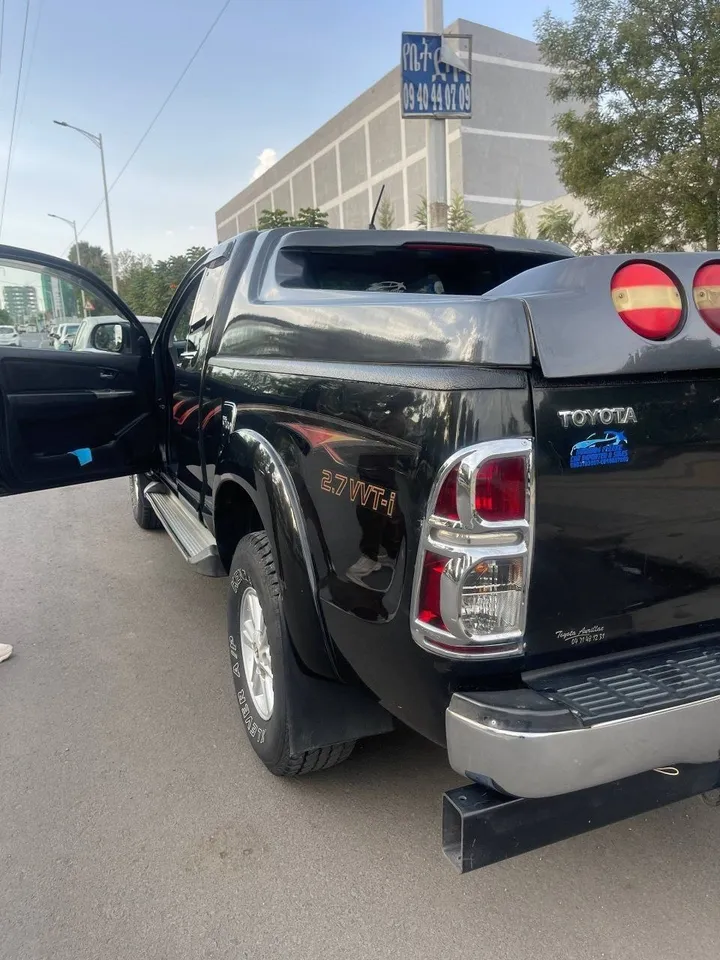 Toyota Hilux Vigo 2014 Manual – photo 5