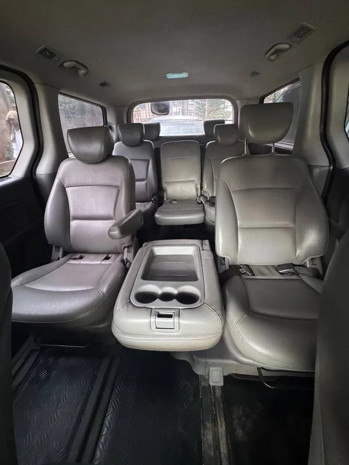 Hyundai Starex Minibus 2015 Diesel – photo 4