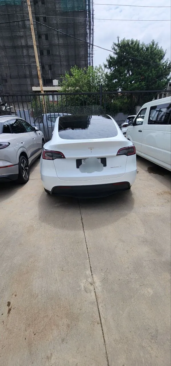 Tesla Model Y 2024 Electric – photo 5