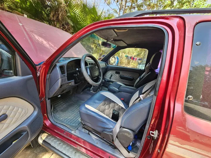 Toyota 2LT Pickup Manual 2000 – photo 4