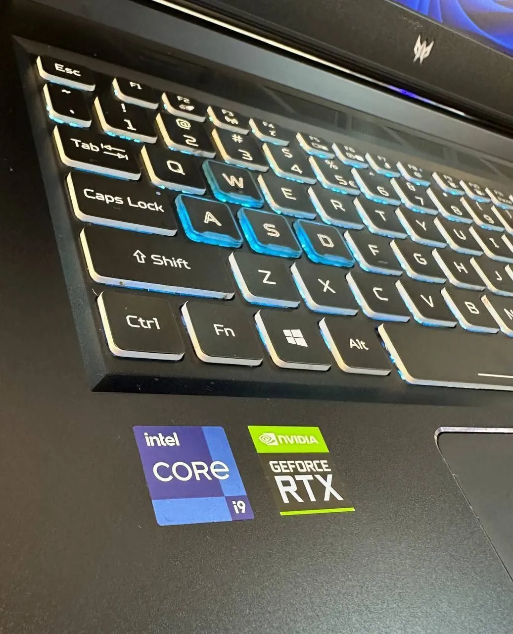 Acer Predator Helios 300 RTX 3070 – photo 3