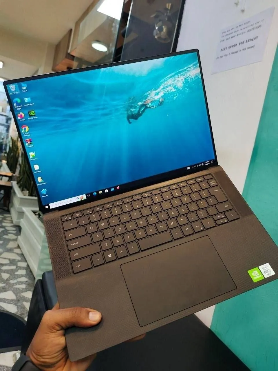 Dell Precision 5550 Core i7 – photo 4
