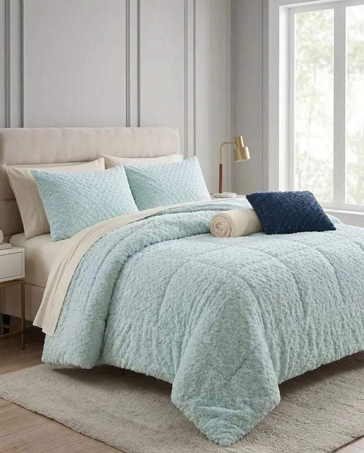 Fur Comforter Set 4 Pieces – photo 4