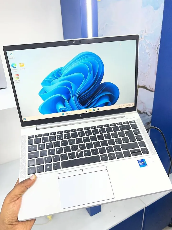 HP EliteBook 840 G8 i7 Laptop – photo 3