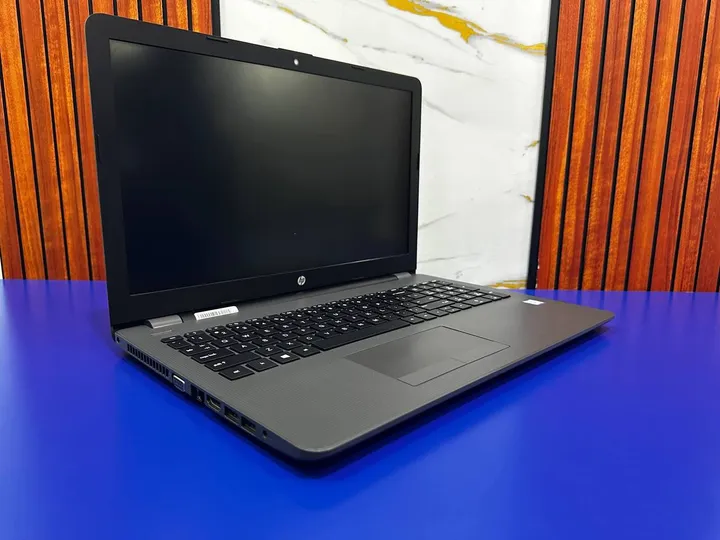 HP 250 G6 i7 Laptop – photo 6