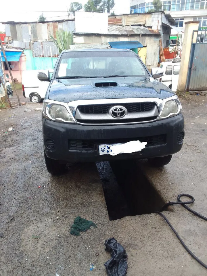 Toyota Hilux Double Cab 2008 – photo 4