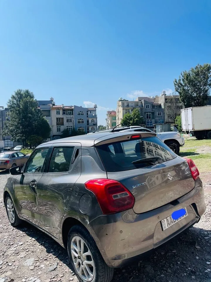 Suzuki Swift 2021 Automatic – photo 4