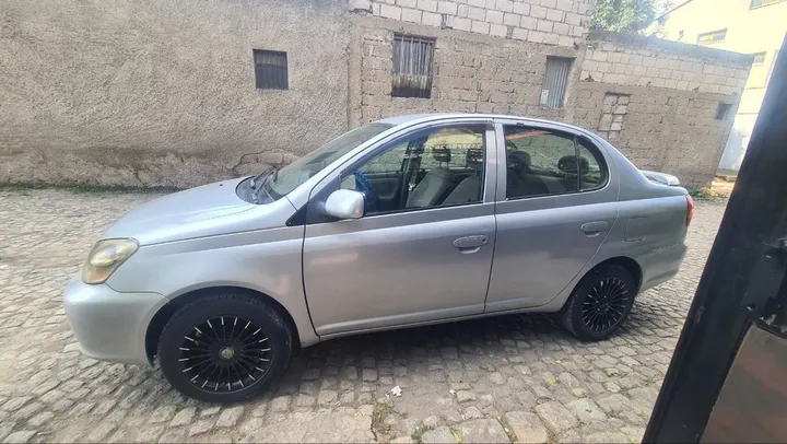 Toyota Platz 2004 Automatic – photo 3