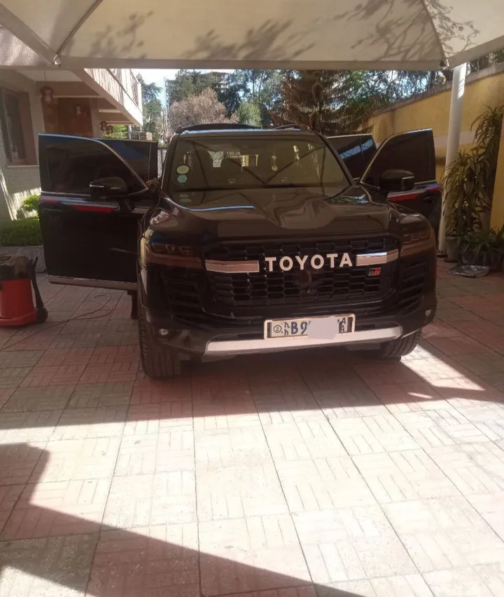 Toyota Land Cruiser VXR 2020 – photo 5