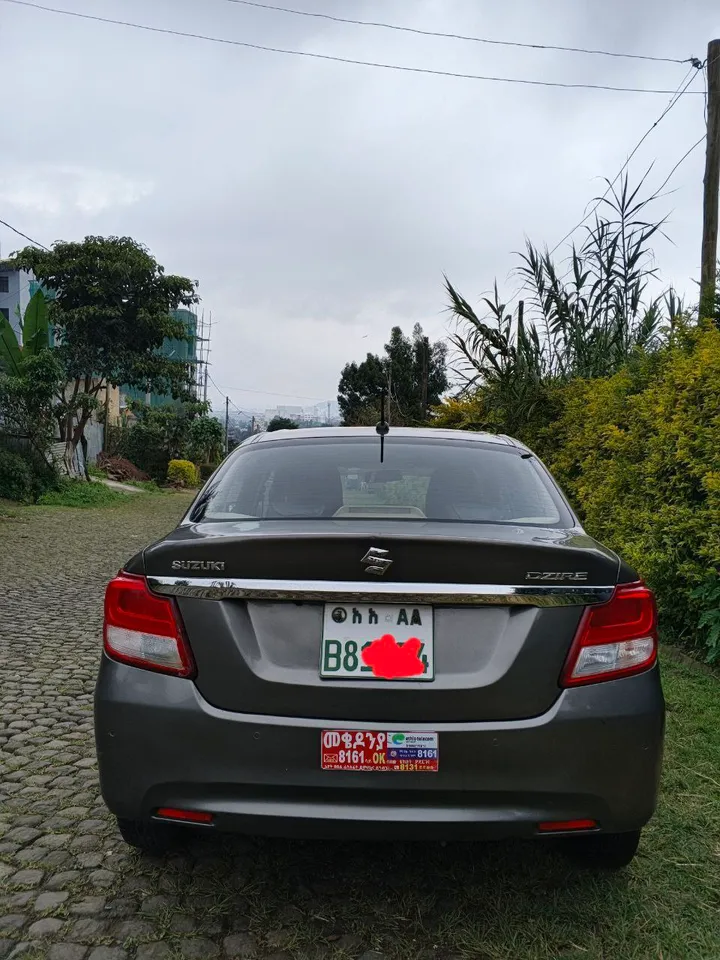 Suzuki Dzire 2022 Automatic – photo 3