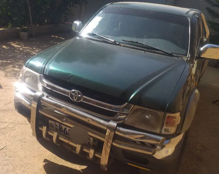 Toyota D4D King Cab Pickup 2005 – photo 4