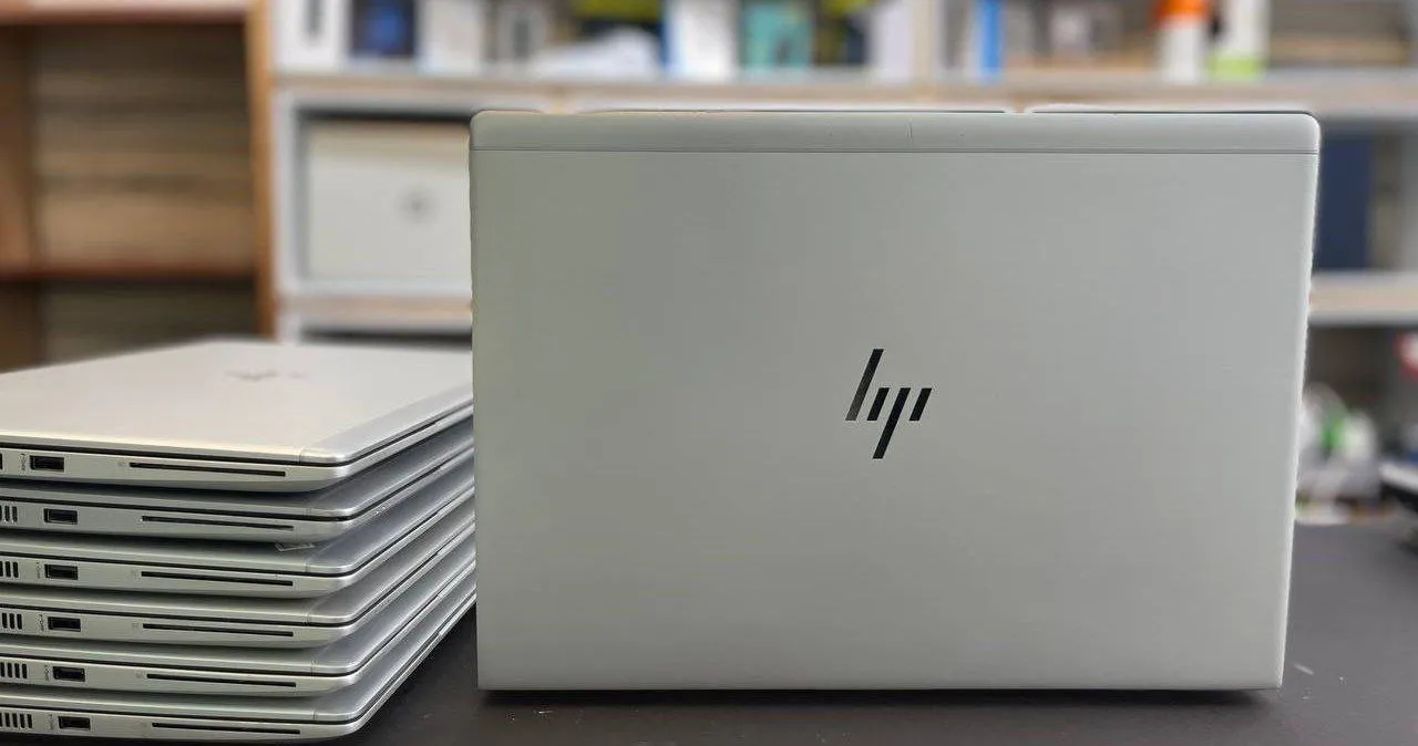 HP EliteBook 840 G5 Touchscreen Laptop – photo 3