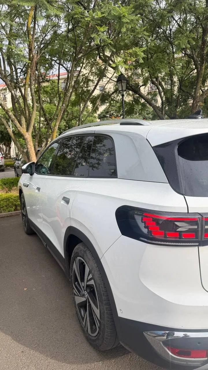 Volkswagen ID6 Crozz Pro 2023 – photo 4