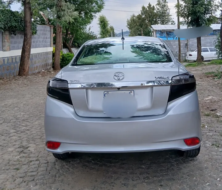 Toyota Yaris Sedan 2014 Automatic – photo 8