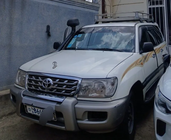 Toyota Land Cruiser 105 2007 – photo 5