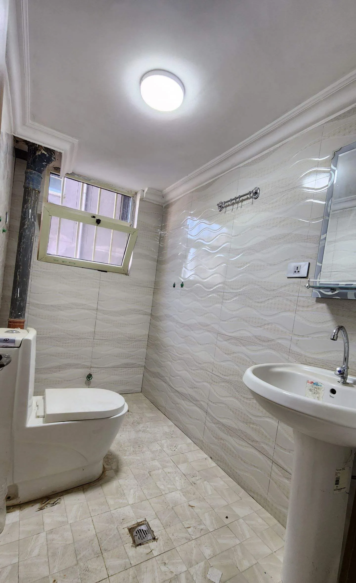 3 Bedroom Condo Ayat 49 – photo 10