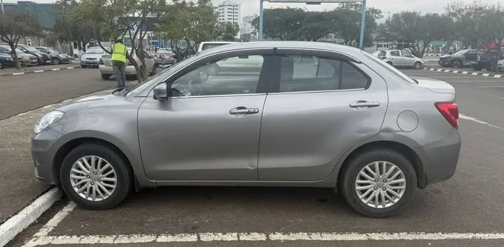 Suzuki Dzire 2022 Automatic – photo 4