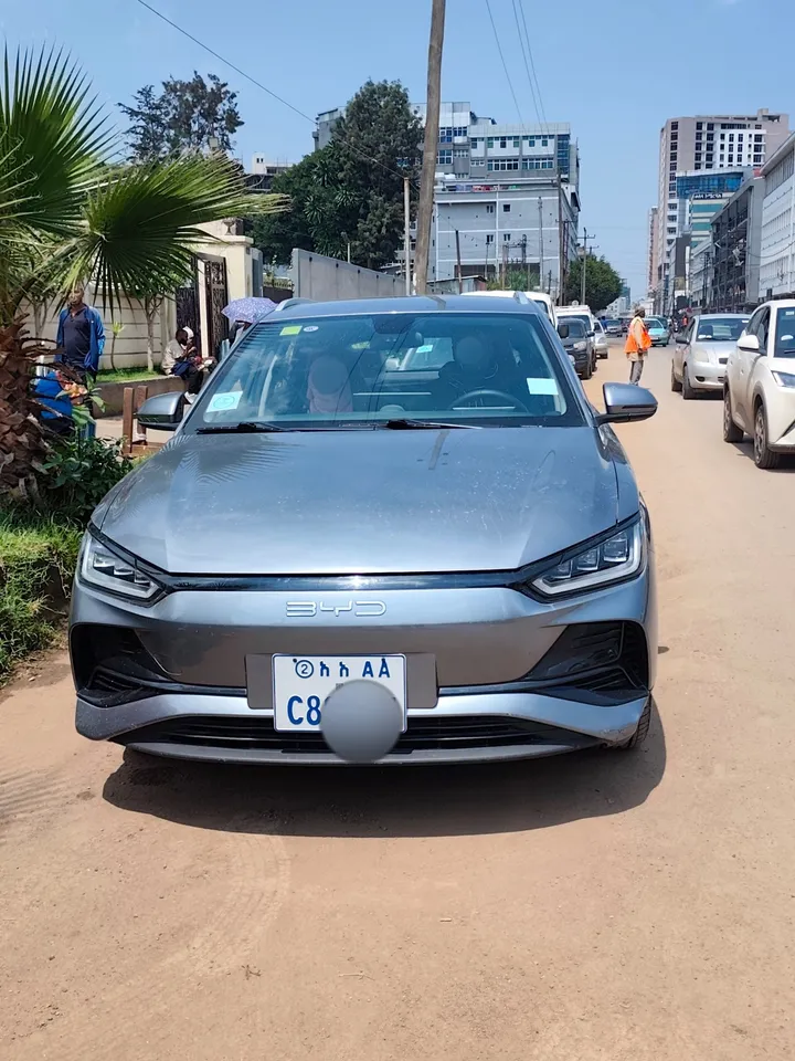 BYD E2 2025 Electric – photo 5
