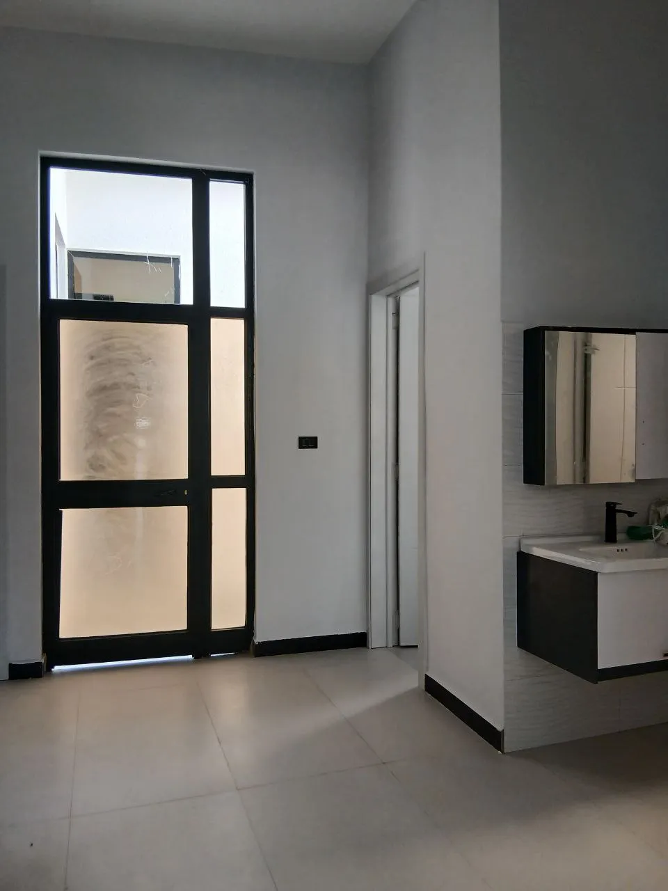 5 Bedroom Villa in Semit – photo 5
